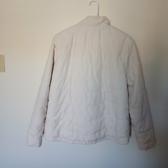 The North Face Puffer Jacket - Picture 2 of 4